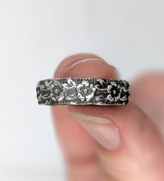 Sterling Silver Flower Ring size 13.5