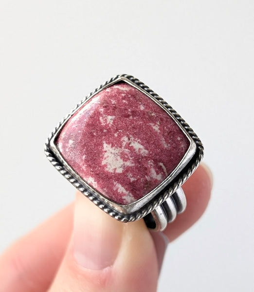 Thulite Ring Size 9.5
