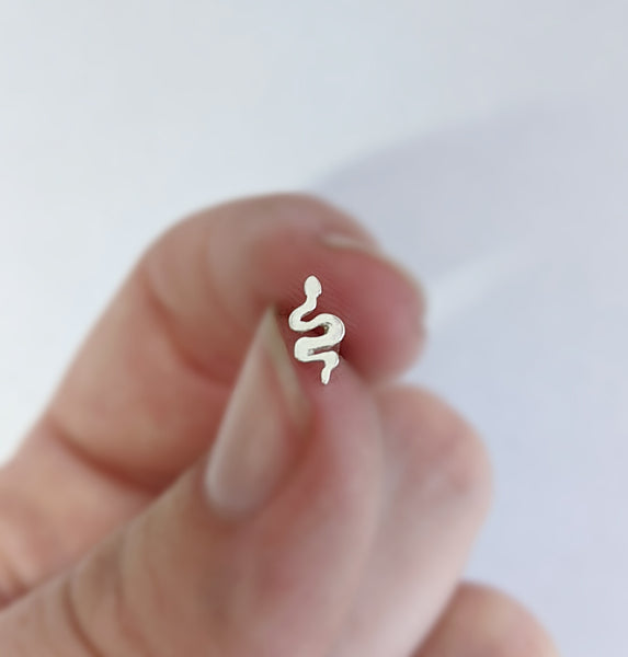 Sterling Silver Snake Nose Stud