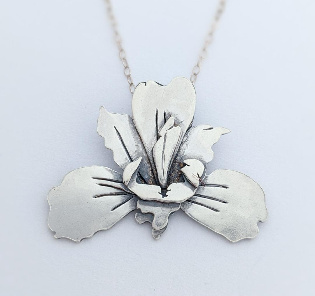 Sterling Silver Iris Necklace – An American Metalsmith