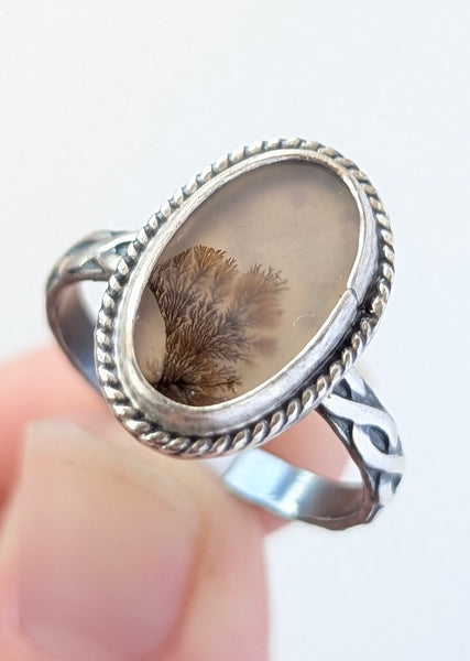 "Beautiful" ring size 7