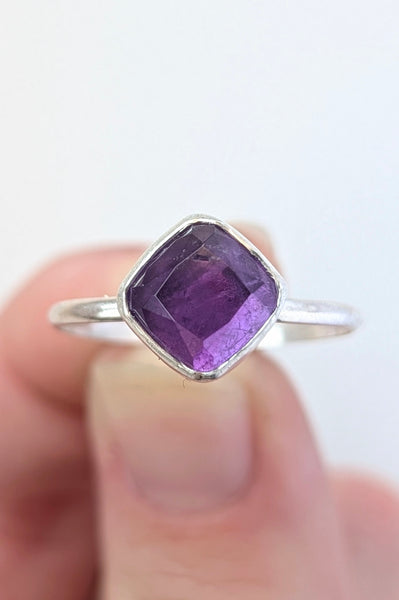 "Beautiful" ring size 7