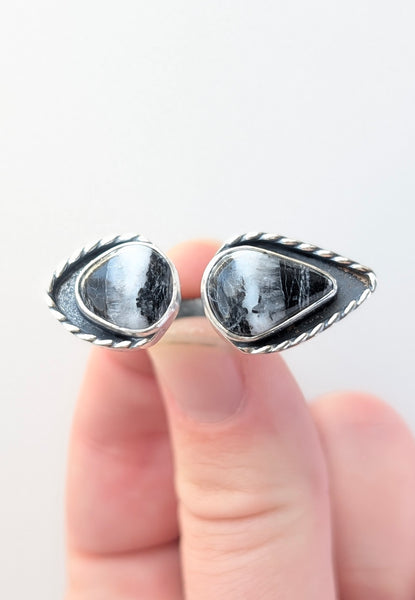 White Buffalo Turquoise Ring, size 5.5 - 6.5