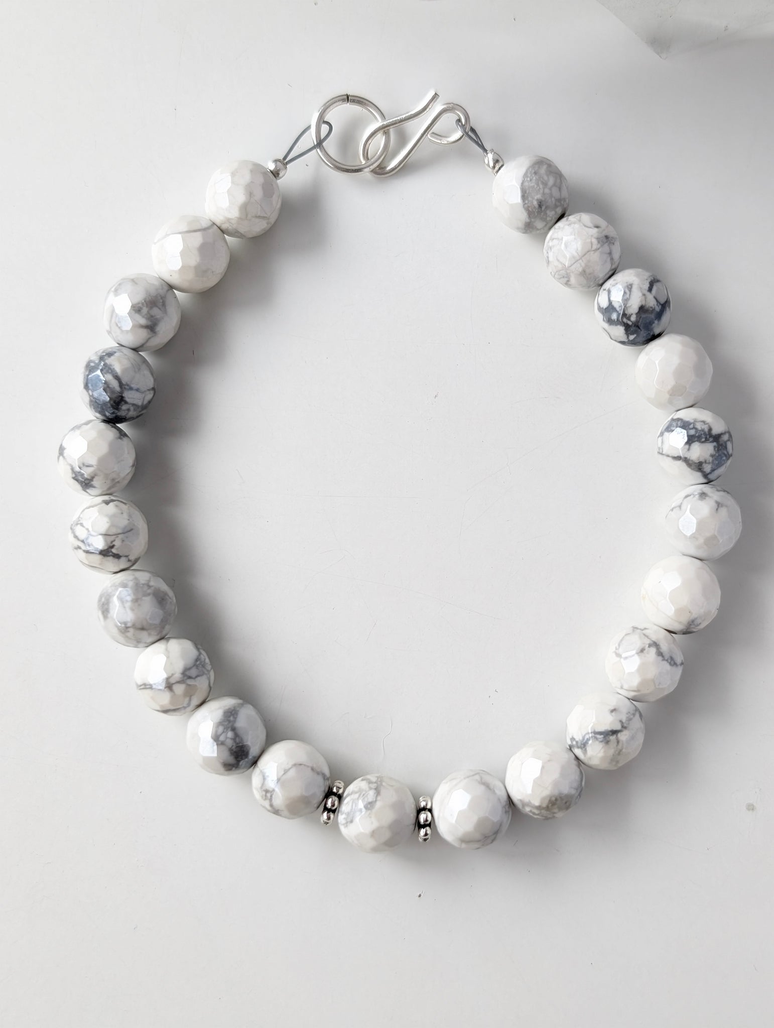 Howlite Beaded Bracelet
