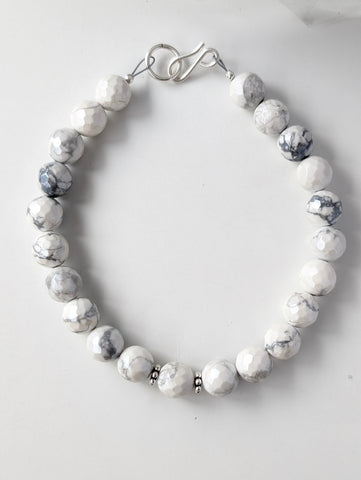 Howlite Beaded Bracelet