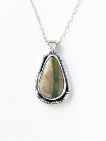 Ribbon Turquoise Necklace