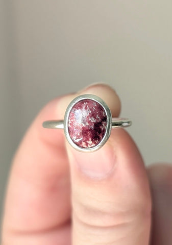Thulite Ring, Size 8