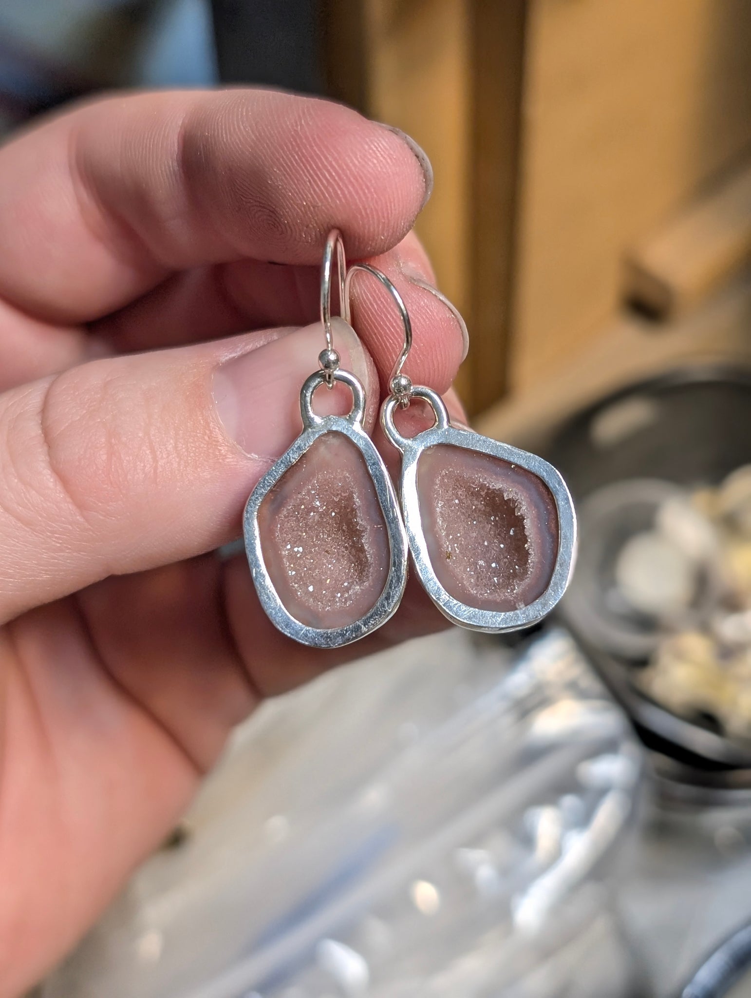 Tobasco geodes earrings