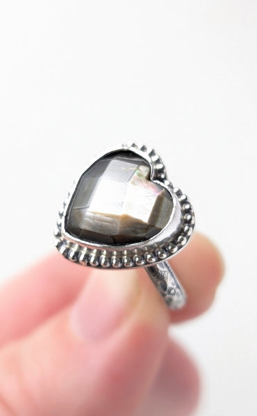 Mother of Pearl Ring, Size 5.5