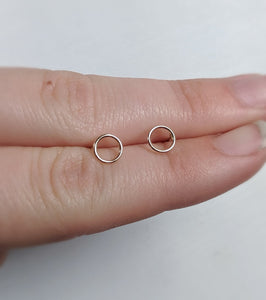 14k gold ring earrings made by An American Metalsmith