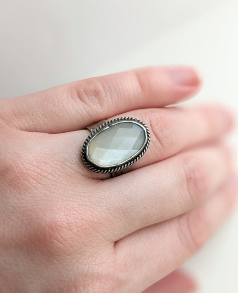 Sterling Silver Moonstone Ring Size 6.5 US